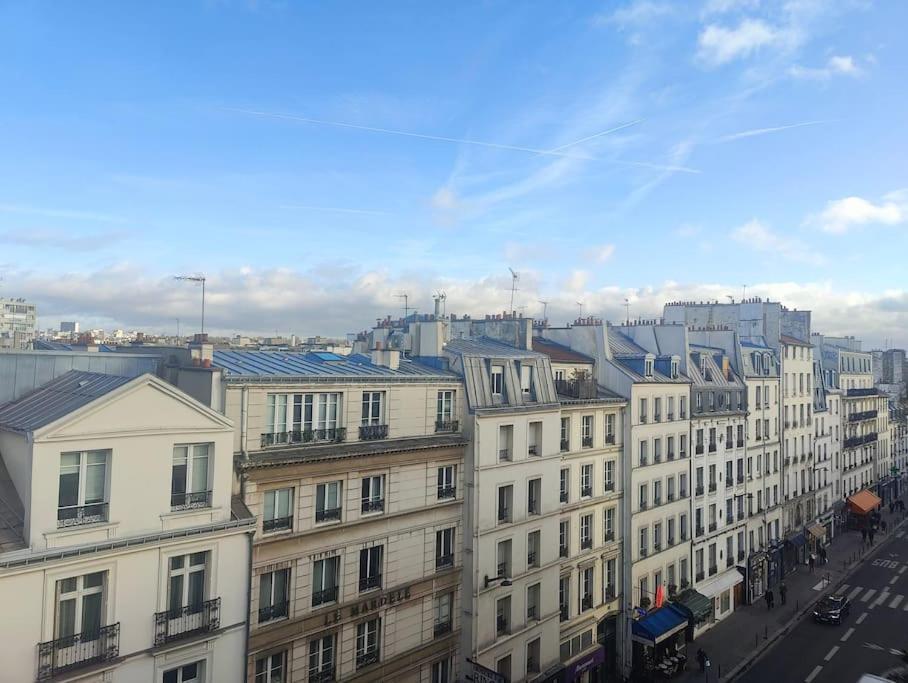 Apartment Haussmannien Avec Balcon *